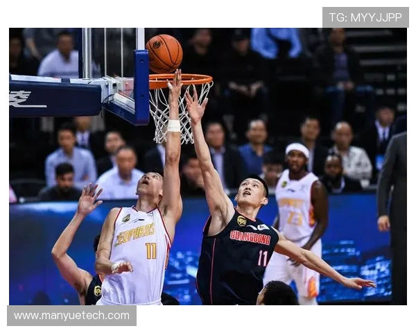 深圳篮球队荣登篮球团队协作排行榜第十名展现出色团队精神与默契配合